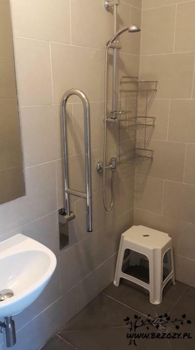 Pod Brzozami - Pokoj 2-Osobowy Z Udogodnieniami Dla Niepelnosprawnych Hotel Устроне Морске Екстериор снимка