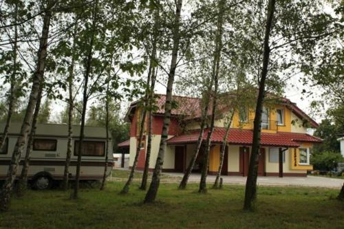 Pod Brzozami - Pokoj 2-Osobowy Z Udogodnieniami Dla Niepelnosprawnych Hotel Устроне Морске Екстериор снимка